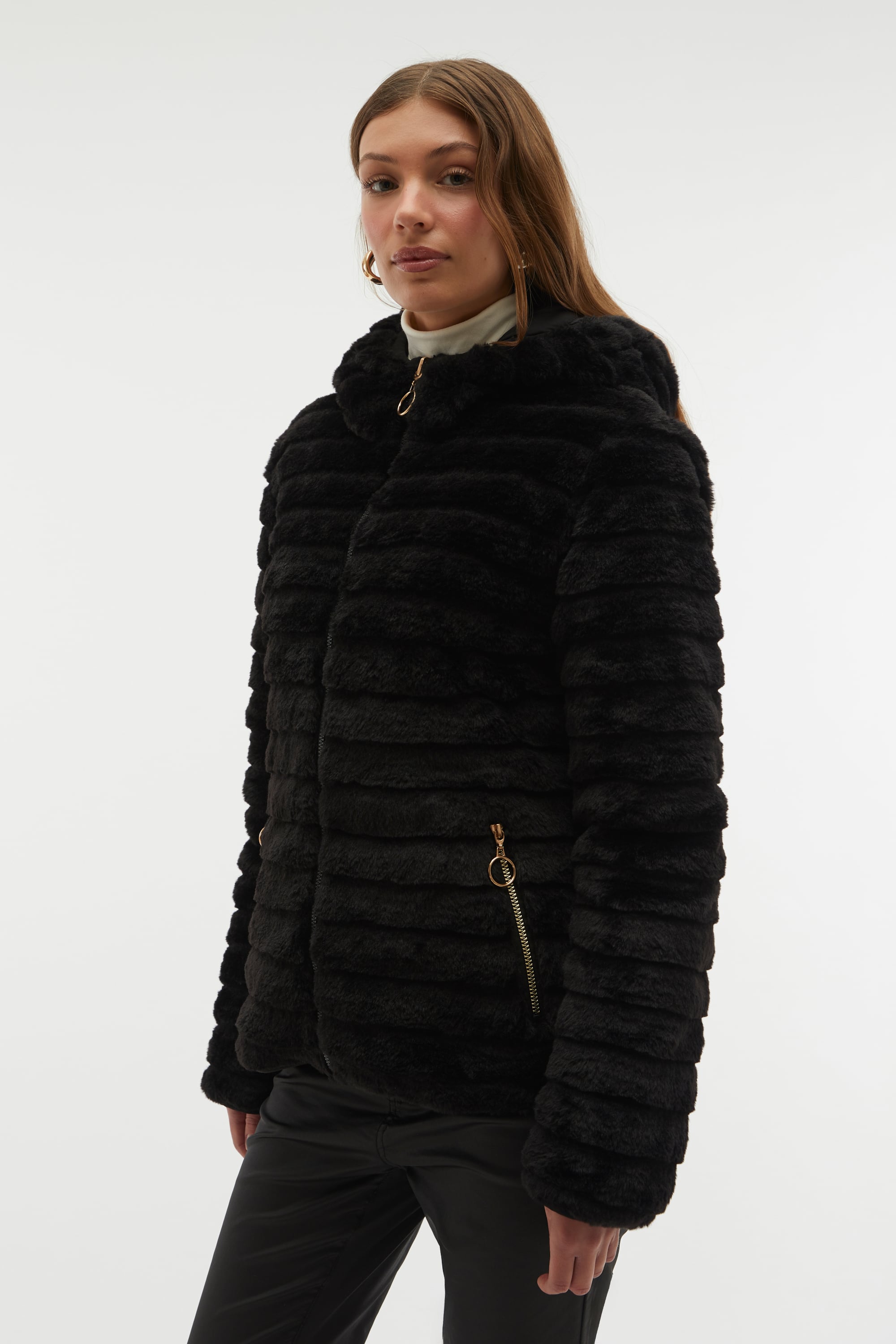 ÇİFT TARAFLI KAPÜŞONLU ŞİŞME MONT