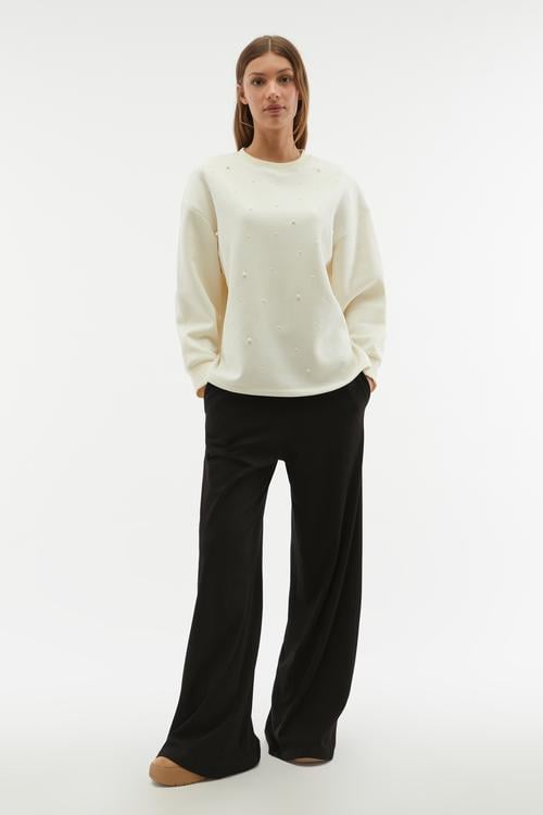  SİMLİ TAŞ İŞLEMELİ SWEATSHIRT