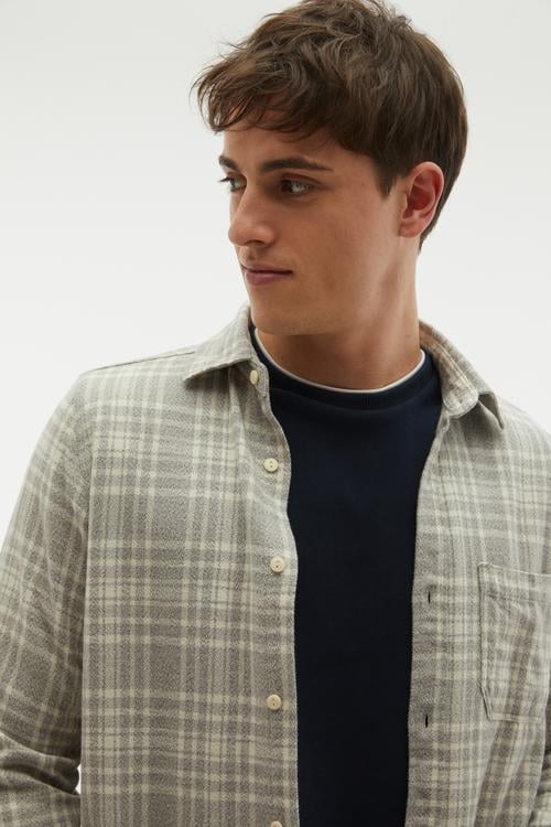 EKOSELİ REGULAR FIT UZUN KOLLU GÖMLEK