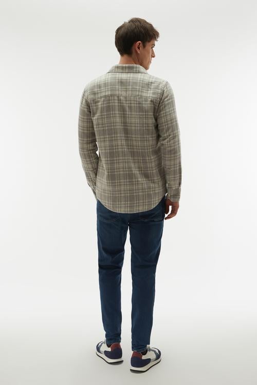 EKOSELİ REGULAR FIT UZUN KOLLU GÖMLEK