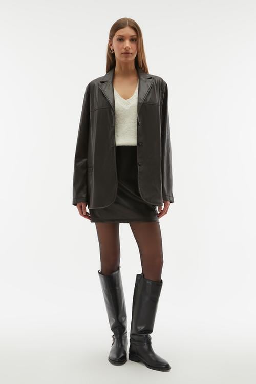 DERİ GÖRÜNÜMLÜ BLAZER CEKET