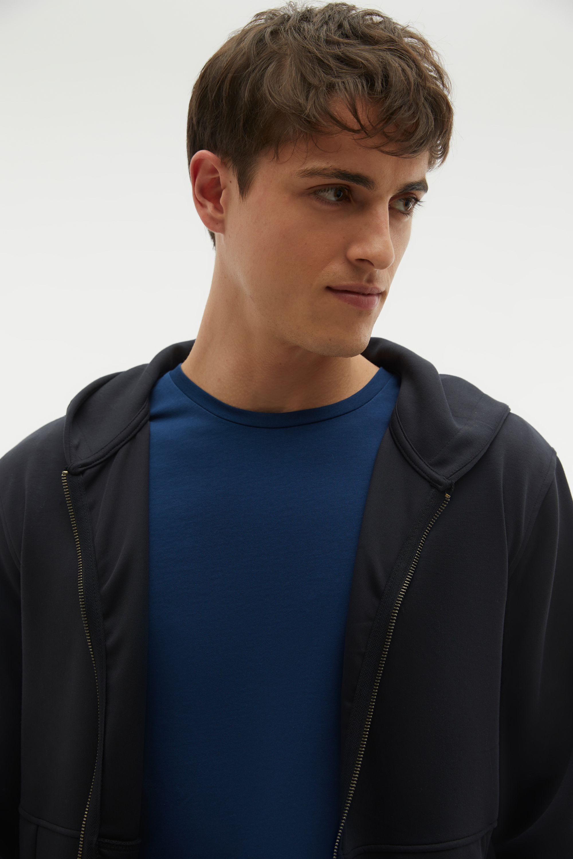 FERMUARLI KAPÜŞONLU MODAL SWEATSHIRT