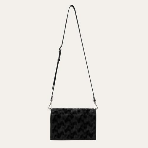  DERİ GÖRÜNÜMLÜ DESENLİ OMUZ ÇANTASI