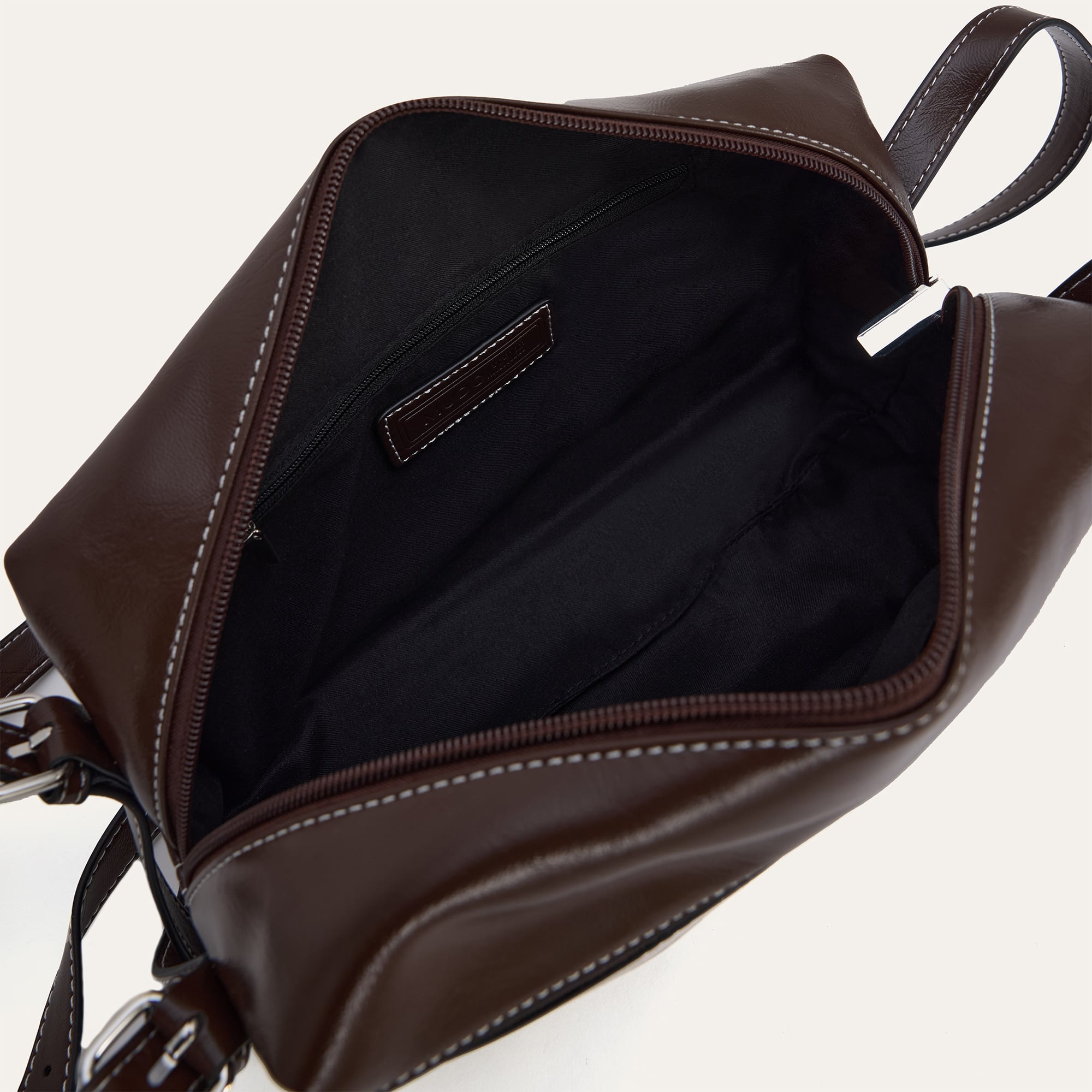 SÜET ÇİZGİLİ OMUZ ÇANTASI