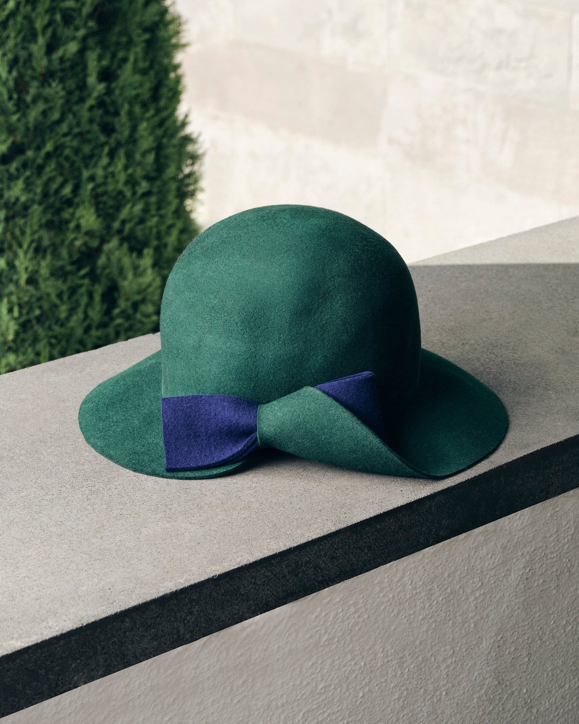 KURDELE DETAYLI FÖTR YÜN ŞAPKA