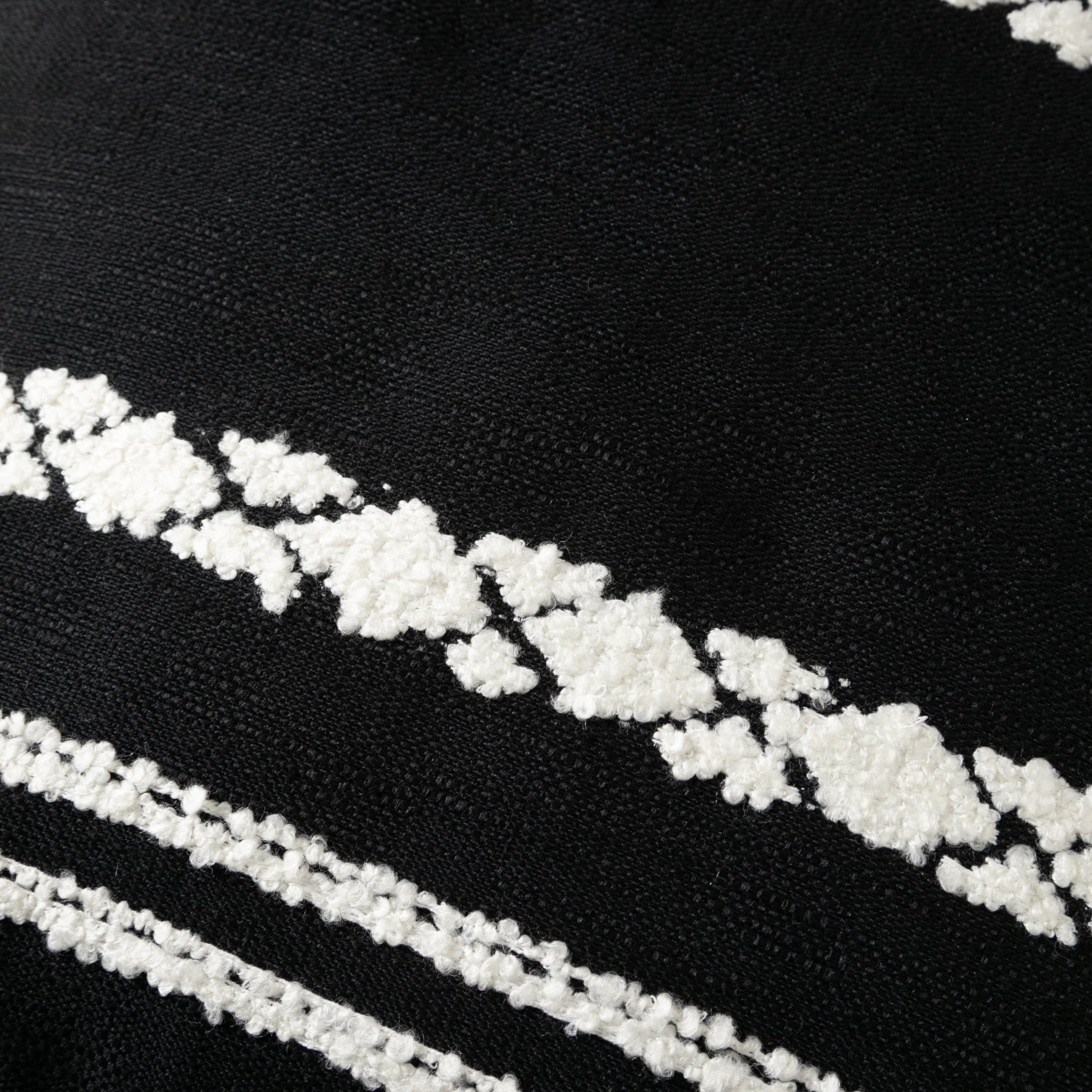 AVA FANCY KIRLENT SİYAH 50X50