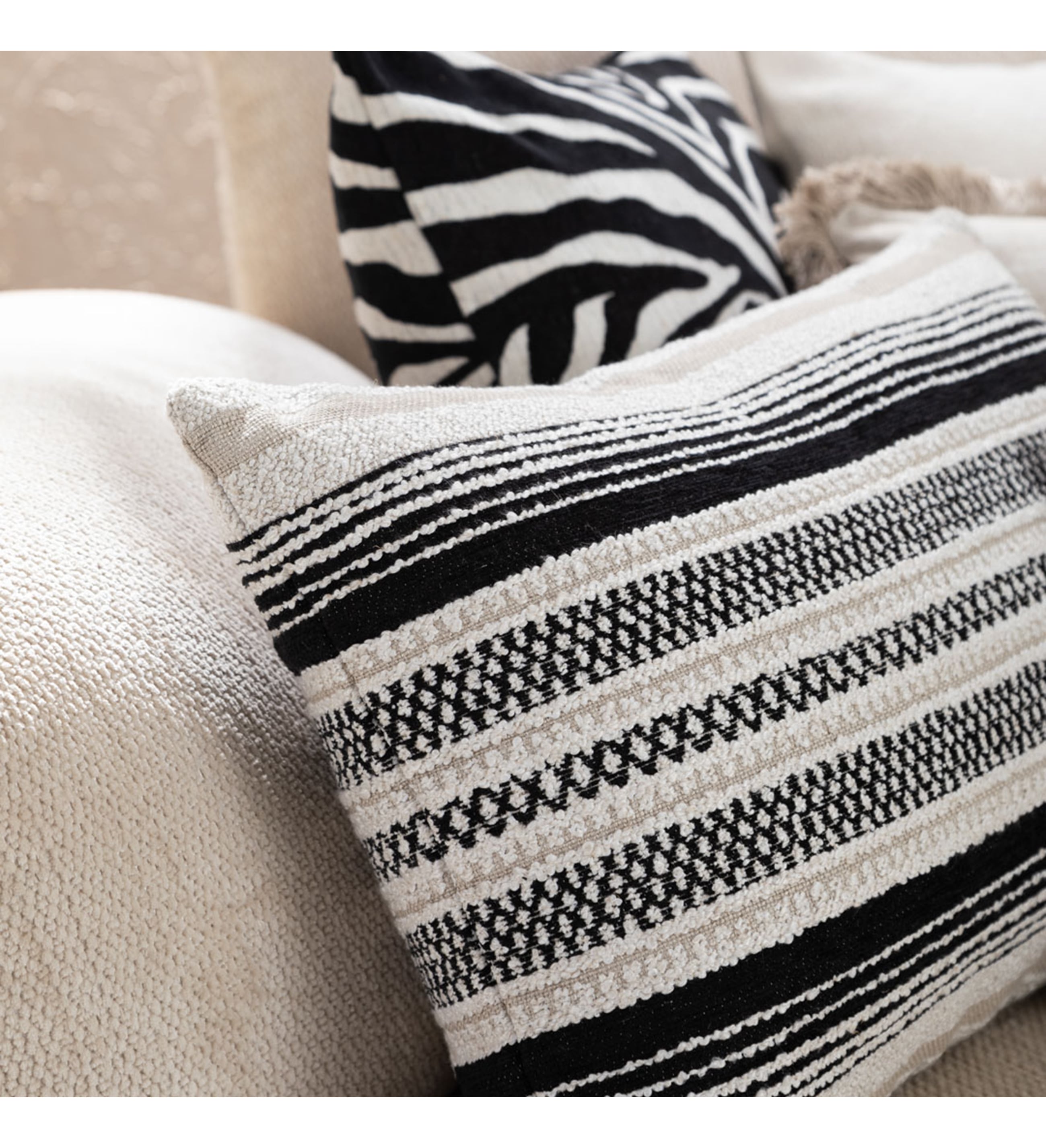 ALLIS KIRLENT SİYAH BEJ 40X60