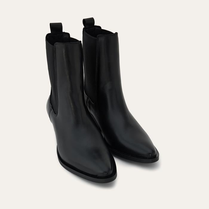 HAKİKİ DERİ CHELSA BOT