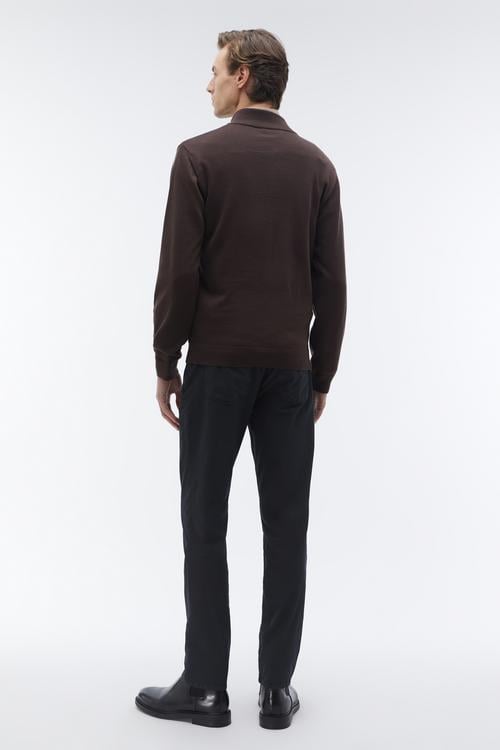  DİK YAKA UZUN KOLLU KAZAK