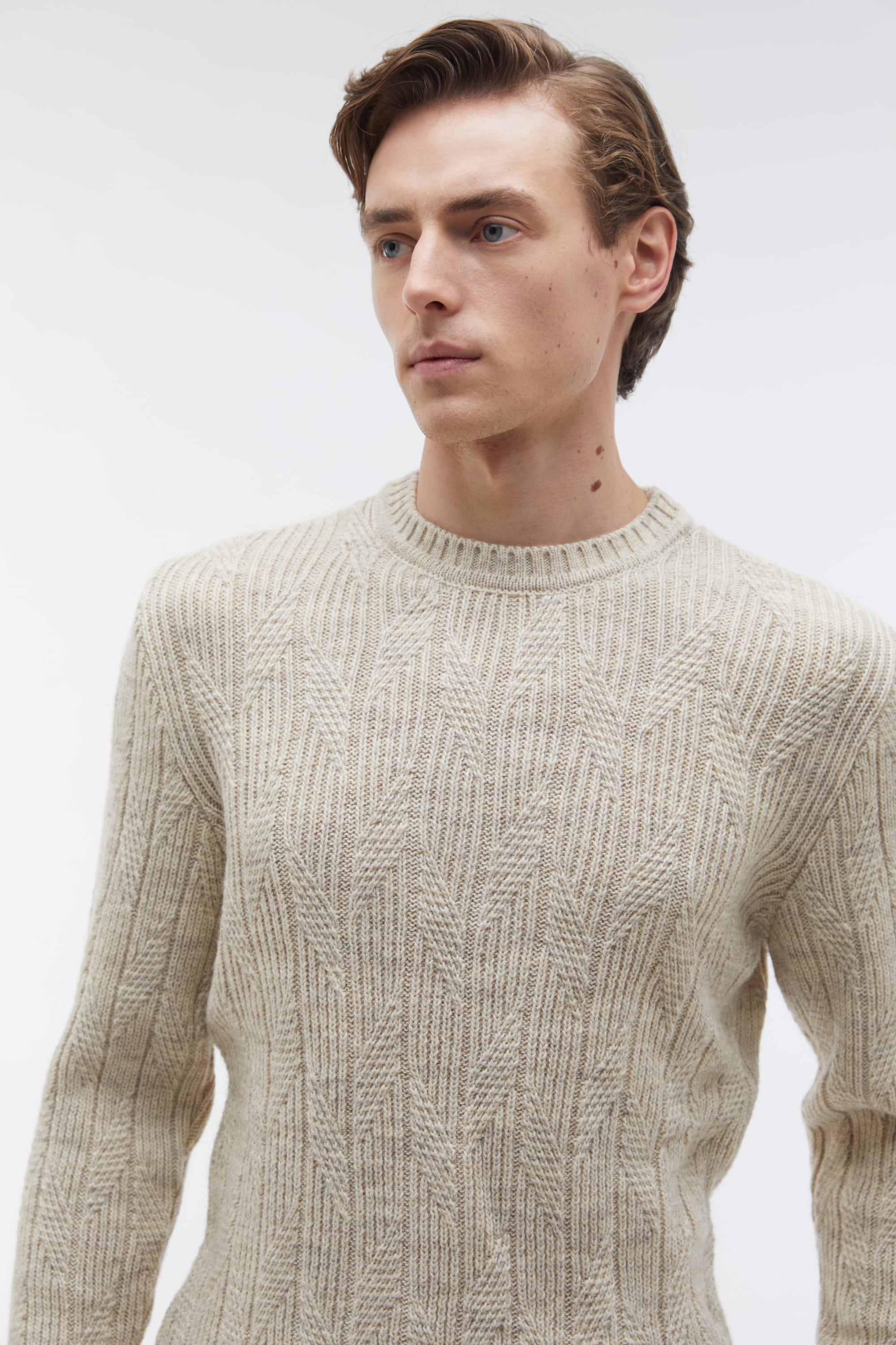 BİSİKLET YAKA TRİKO KAZAK