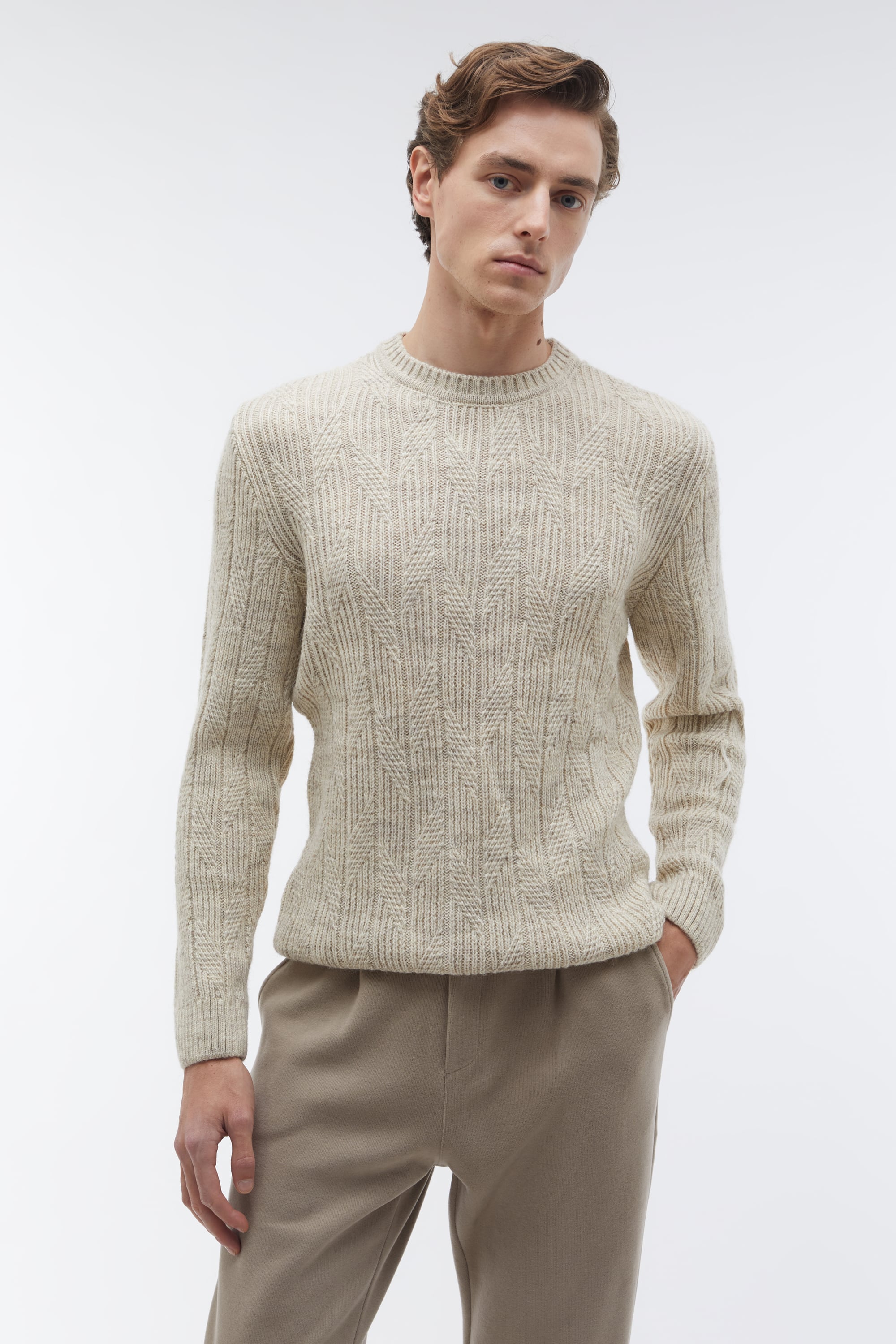 BİSİKLET YAKA TRİKO KAZAK