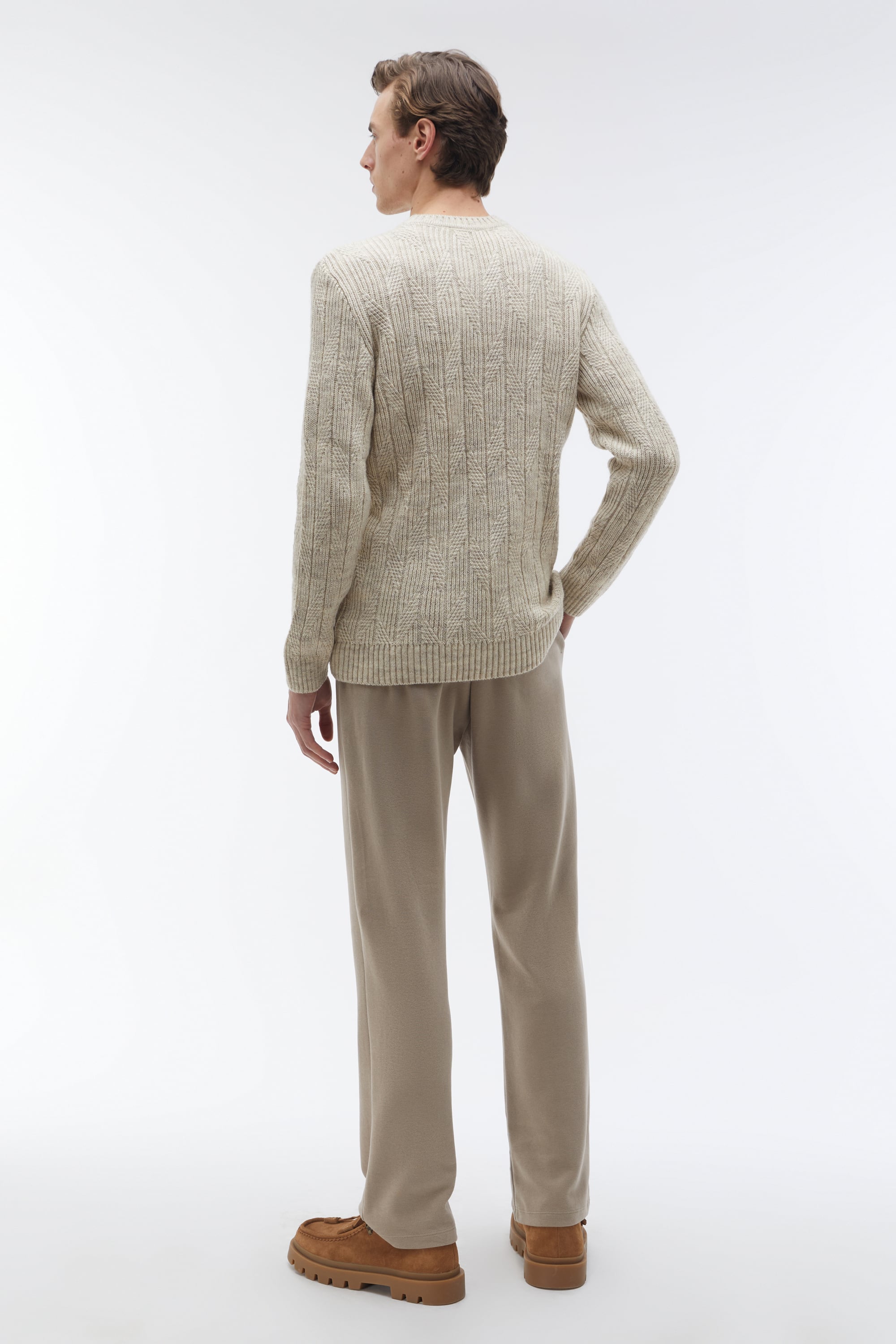 BİSİKLET YAKA TRİKO KAZAK