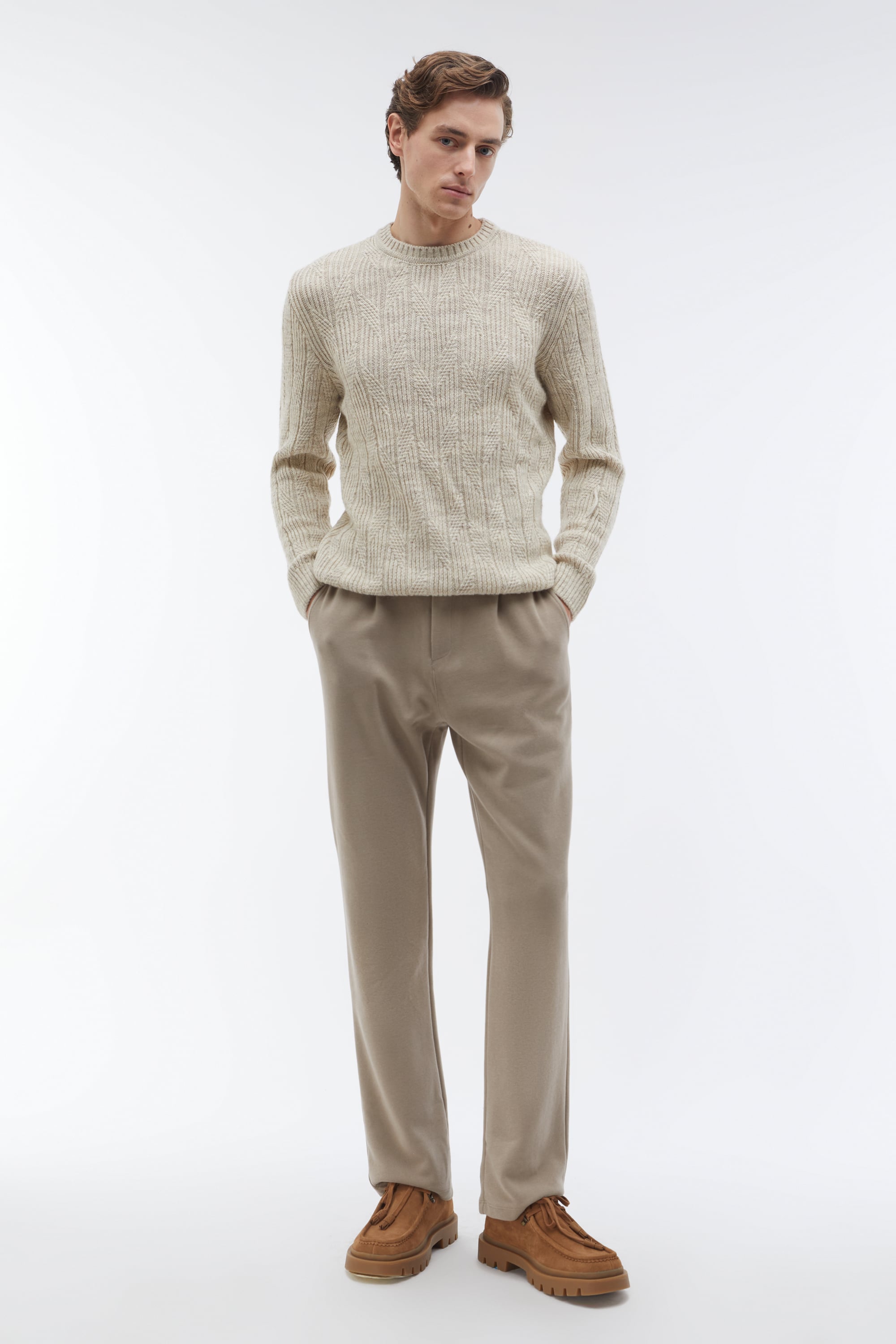 BİSİKLET YAKA TRİKO KAZAK