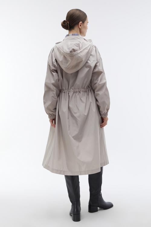  BELİ BAĞLAMALI KAPÜŞONLU UZUN YAĞMURLUK