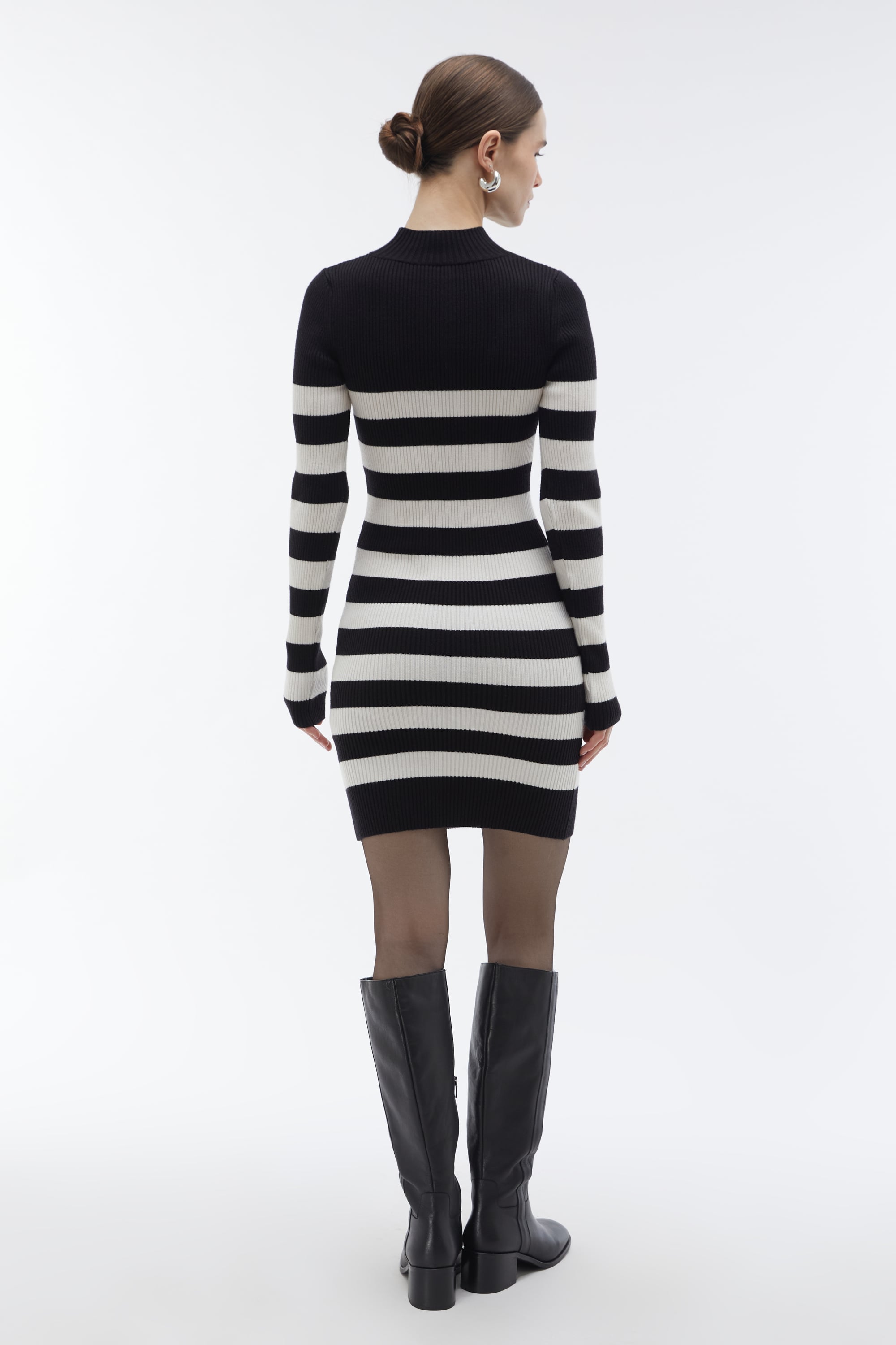 ÇİZGİLİ MİNİ TRİKO ELBİSE