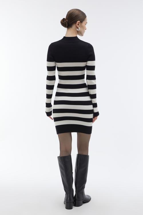 ÇİZGİLİ MİNİ TRİKO ELBİSE