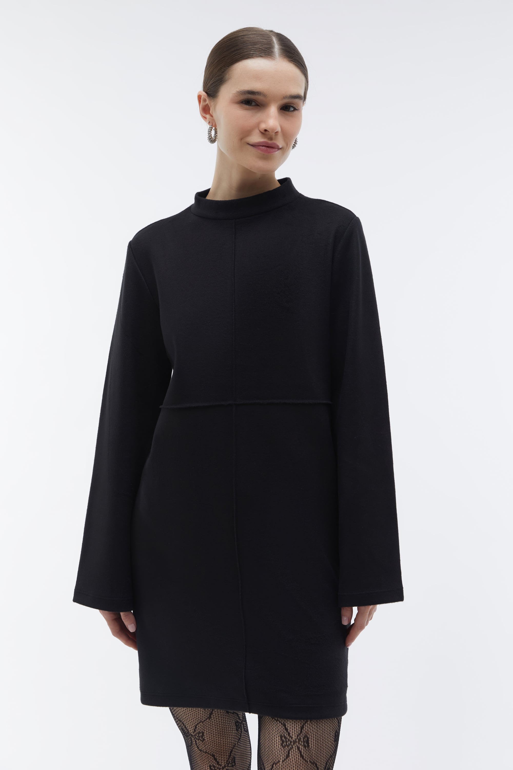 NERVÜR DİKİŞLİ YUMUŞAK DOKULU ELBİSE