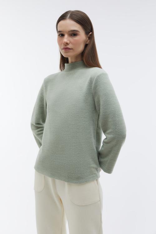 DİK YAKA SWEATSHIRT