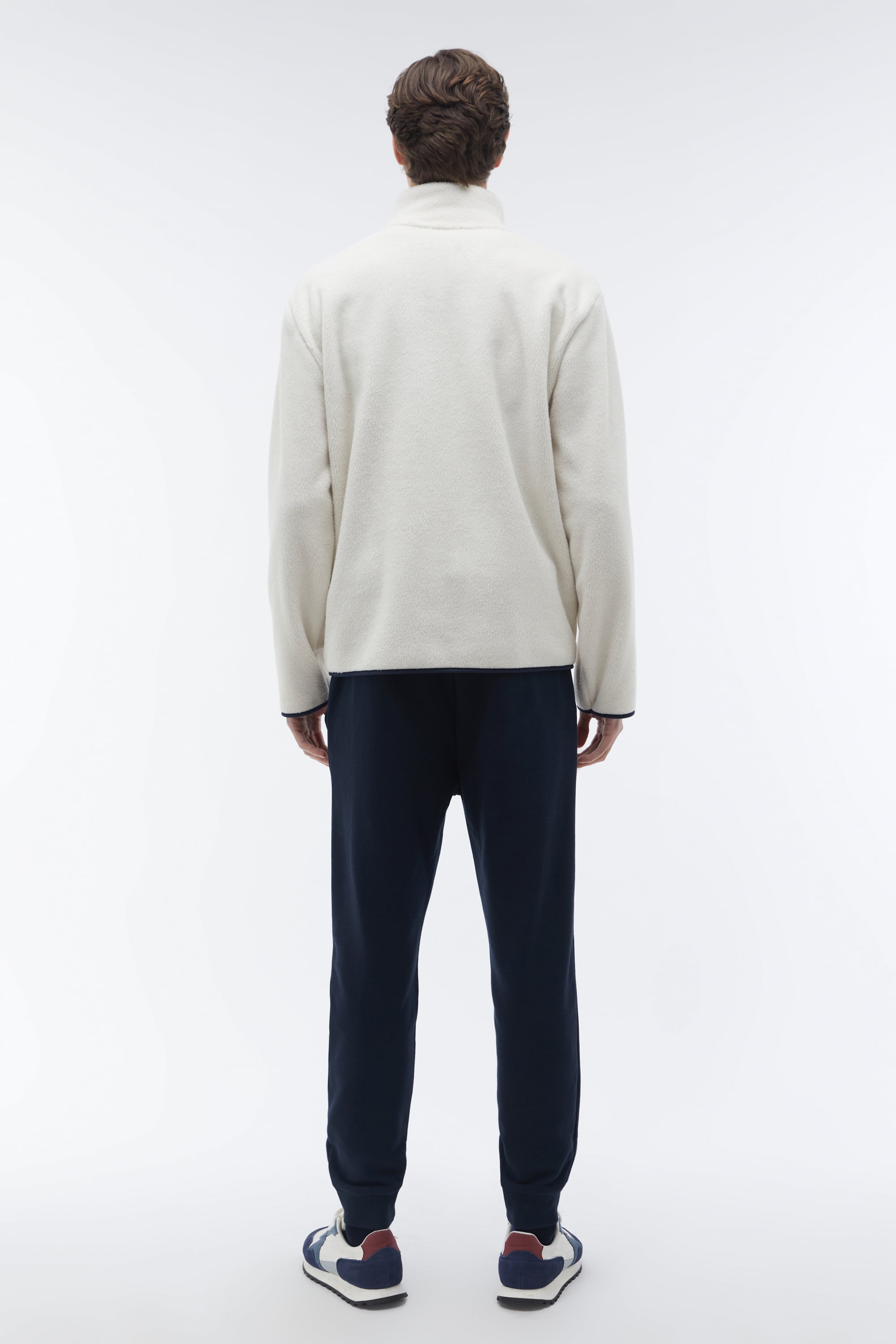 FERMUARLI RENK DETAYLI POLAR CEKET