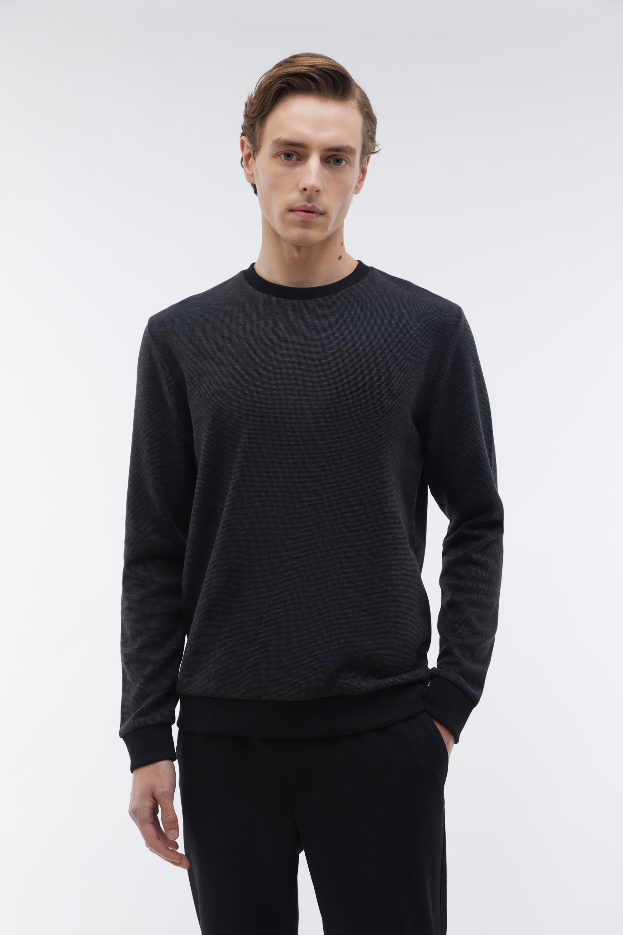 BİSİKLET YAKA SWEATSHIRT