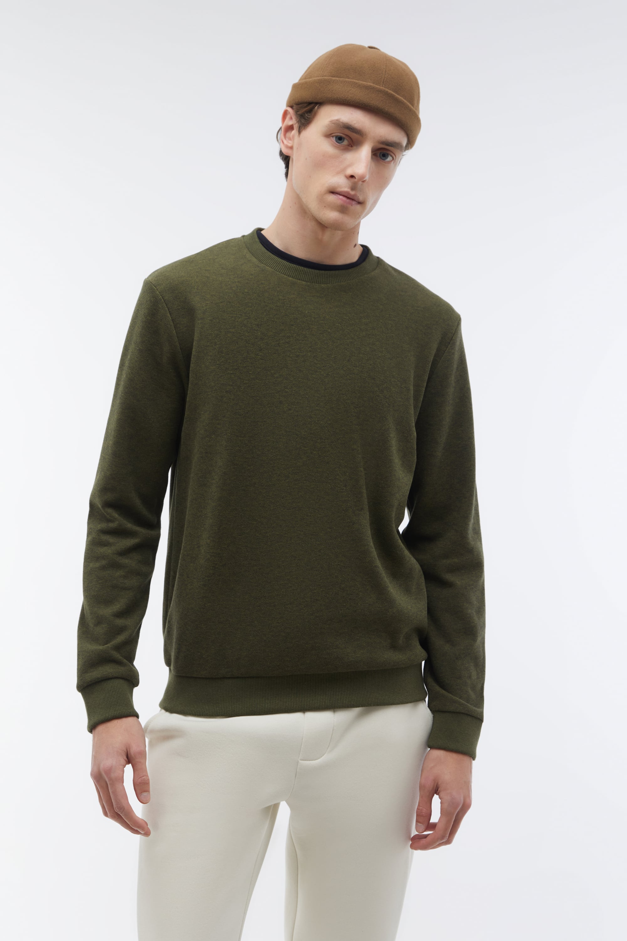 BİSİKLET YAKA SWEATSHIRT