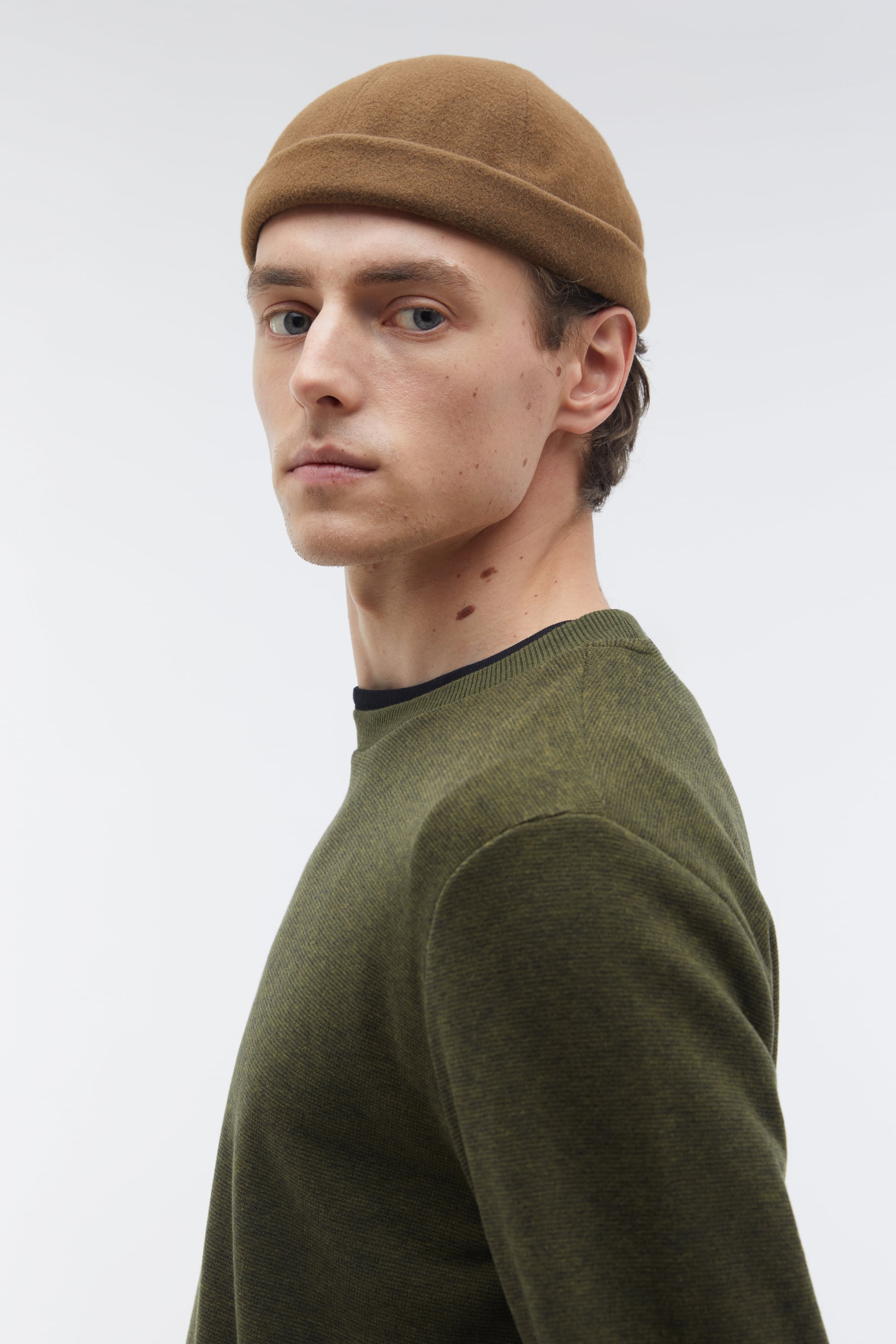 BİSİKLET YAKA SWEATSHIRT