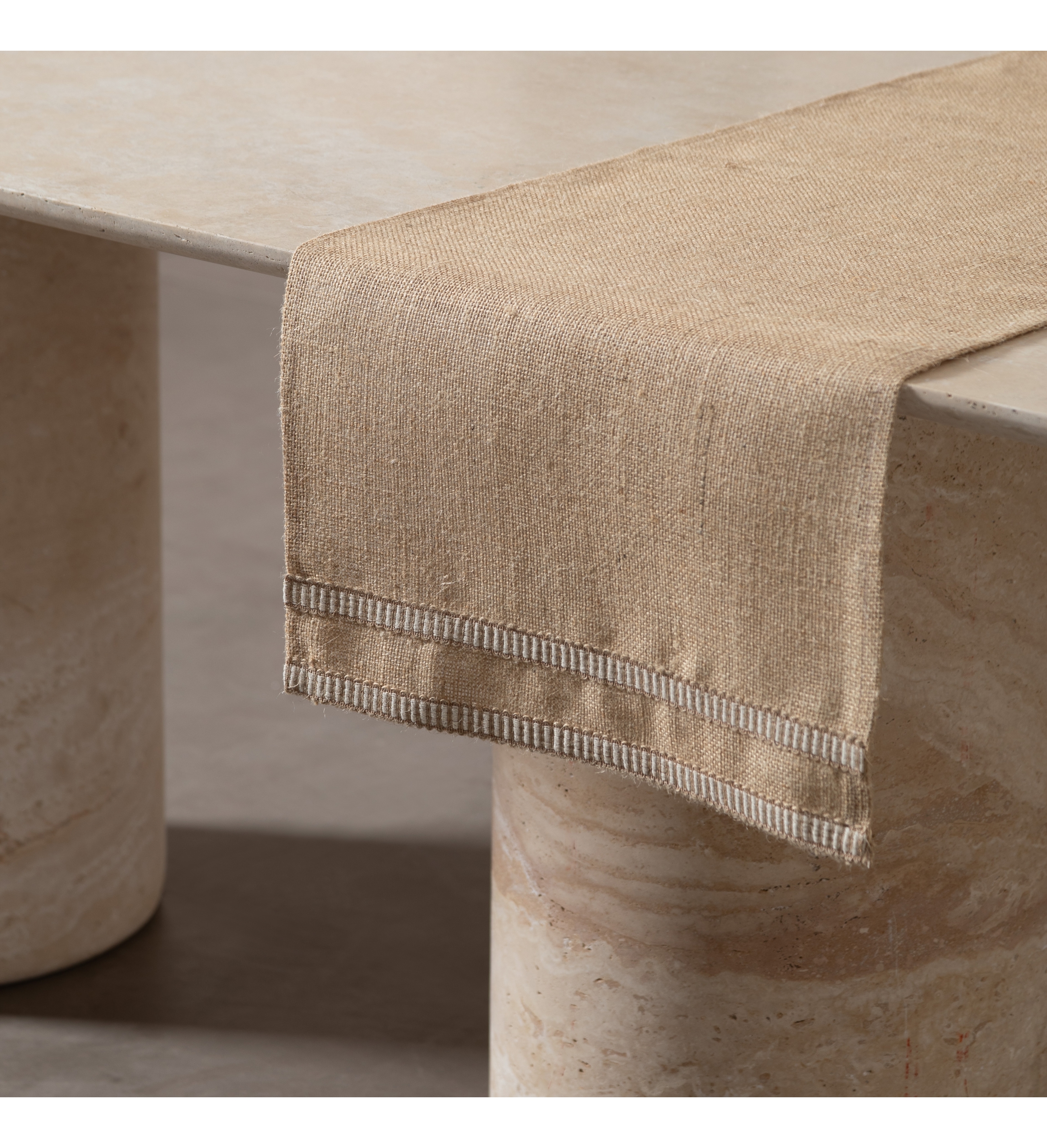 ERIN JÜT RUNNER BEYAZ ÇİZGİLİ 40X140