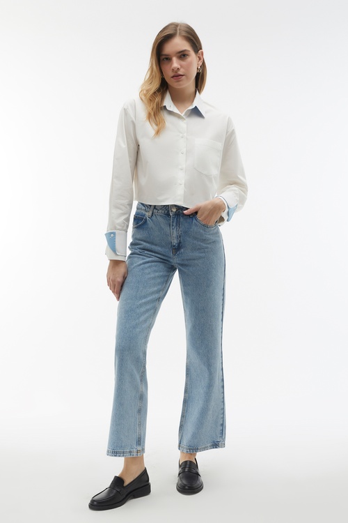 DİKİŞ DETAYLI UZUN KOLLU CROP GÖMLEK