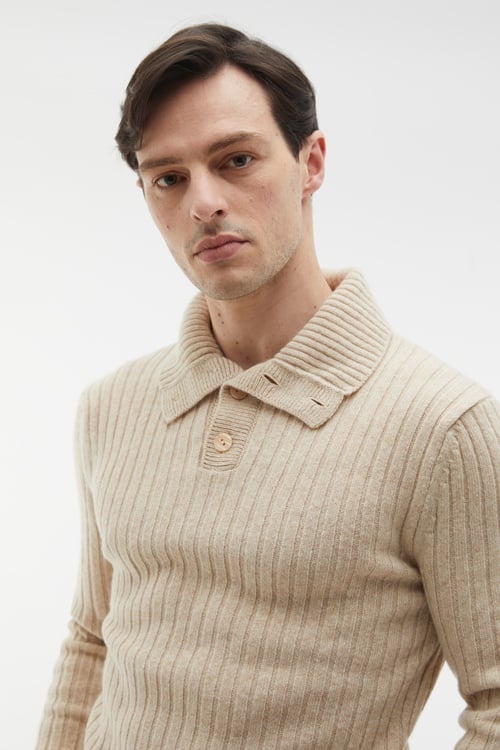 DÜĞMELİ POLO YAKA YÜN KAZAK