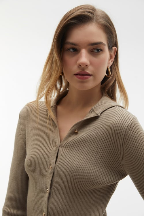  DİK YAKA TRİKO HIRKA