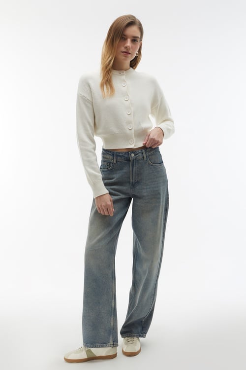 DÜĞMELİ CROP HIRKA