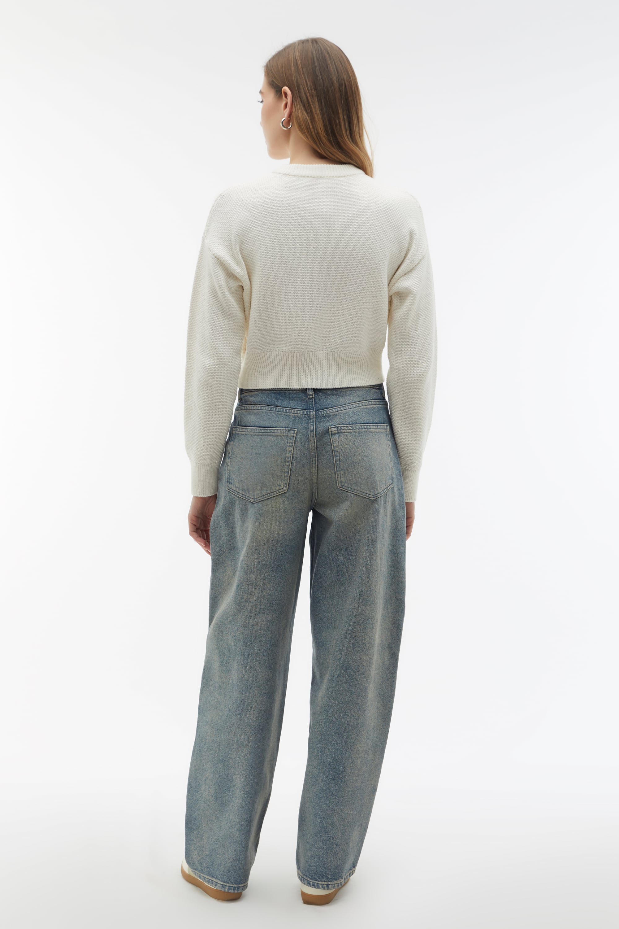 DÜĞMELİ CROP HIRKA