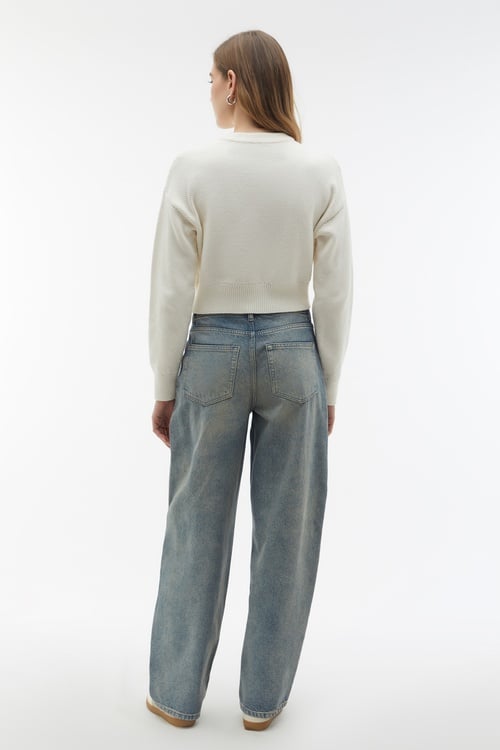 DÜĞMELİ CROP HIRKA