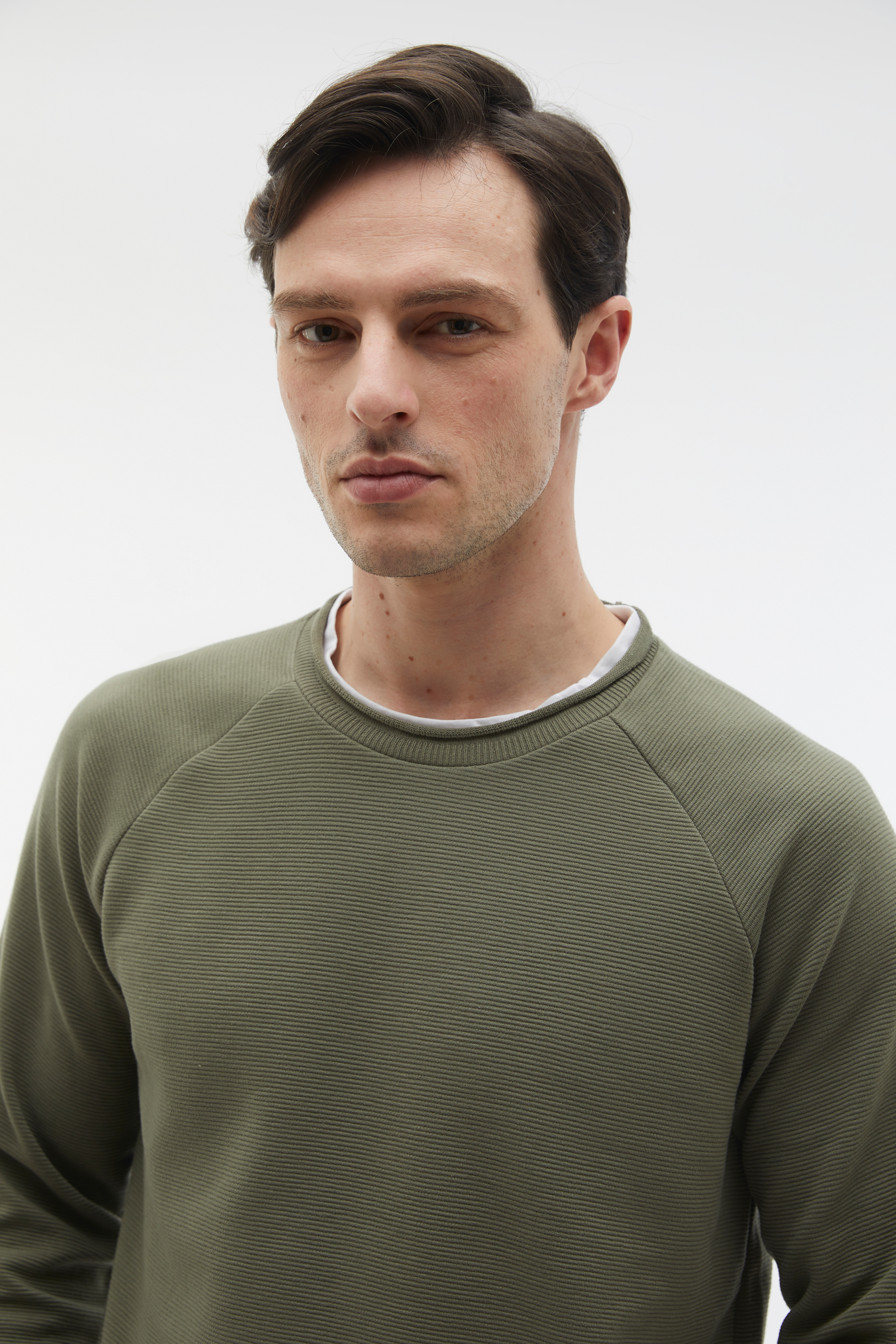 PAMUKLU BİSİKLET YAKA SWEATSHIRT