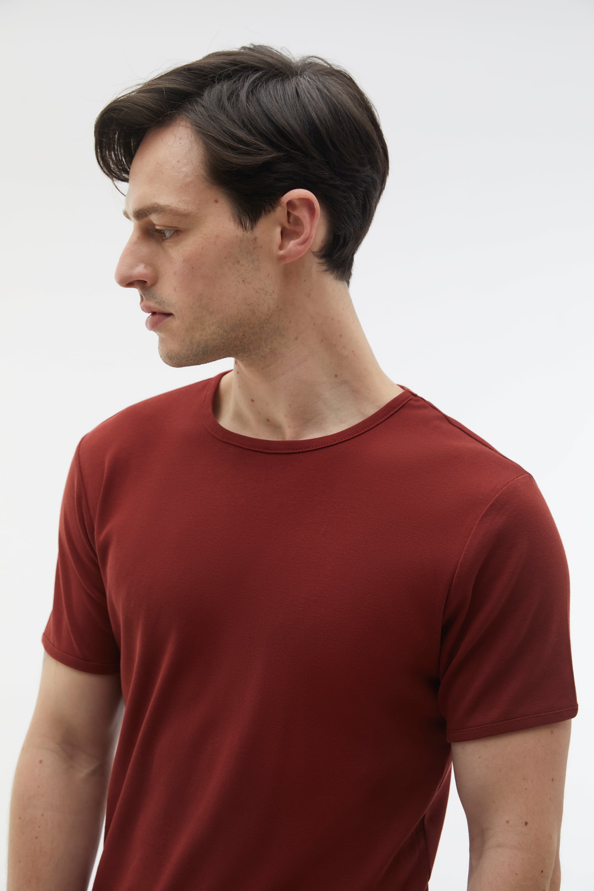 BİSİKLET YAKA KISA KOLLU T-SHIRT