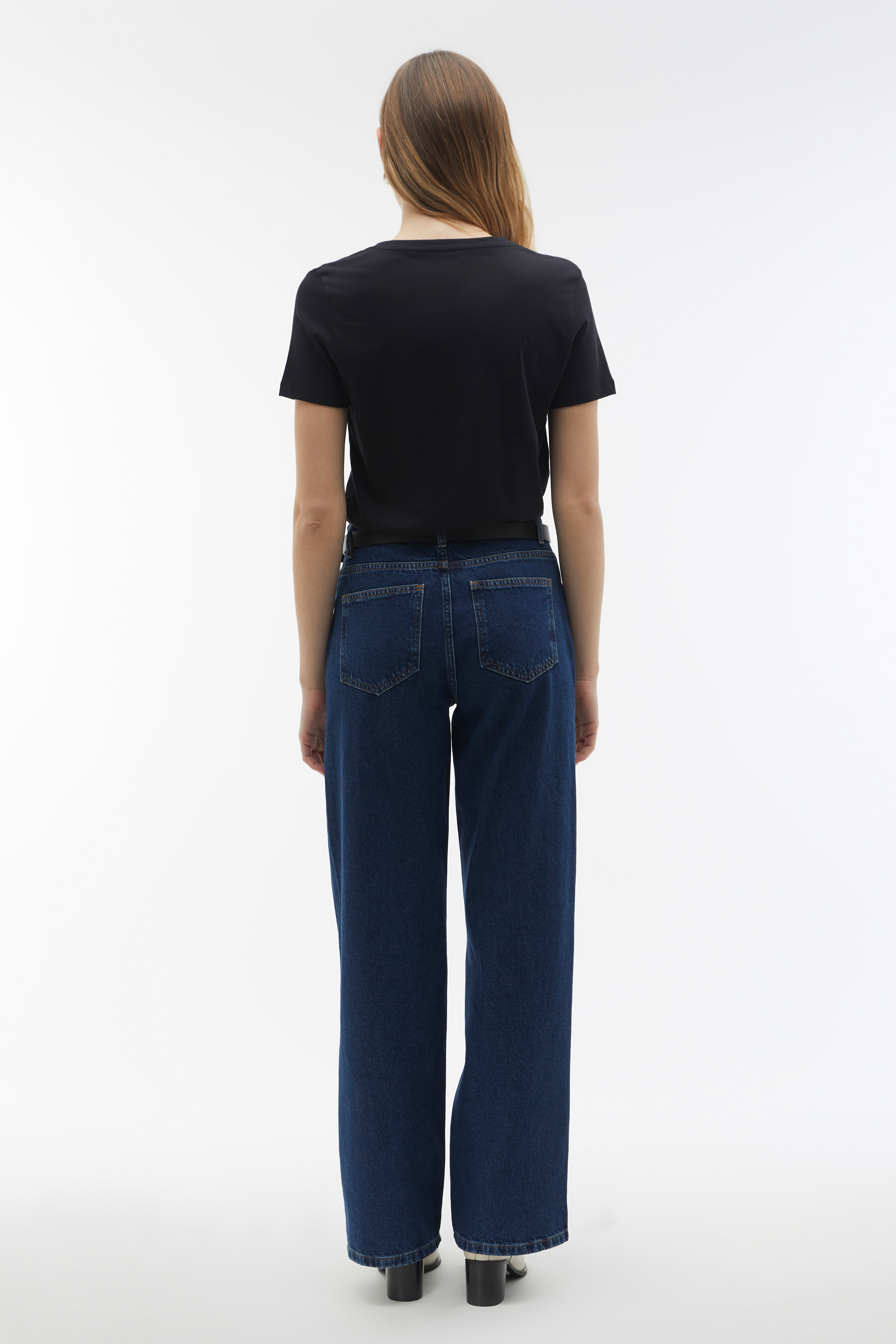 V YAKA KISA KOLLU T-SHIRT