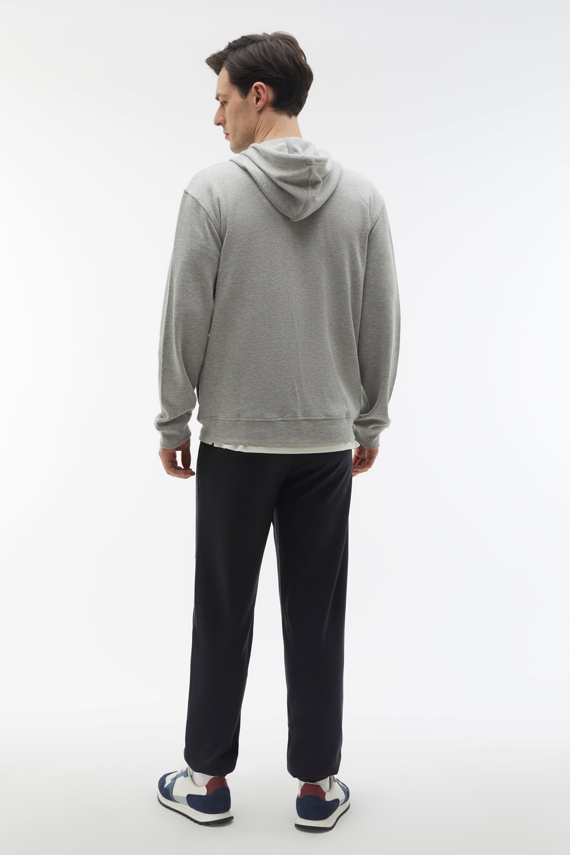 KAPÜŞONLU FERMUARLI SWEATSHIRT