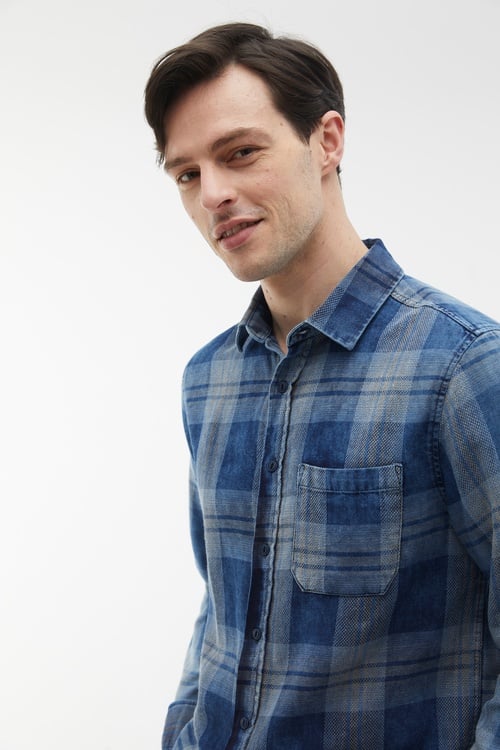 EKOSELİ REGULAR FIT UZUN KOLLU GÖMLEK