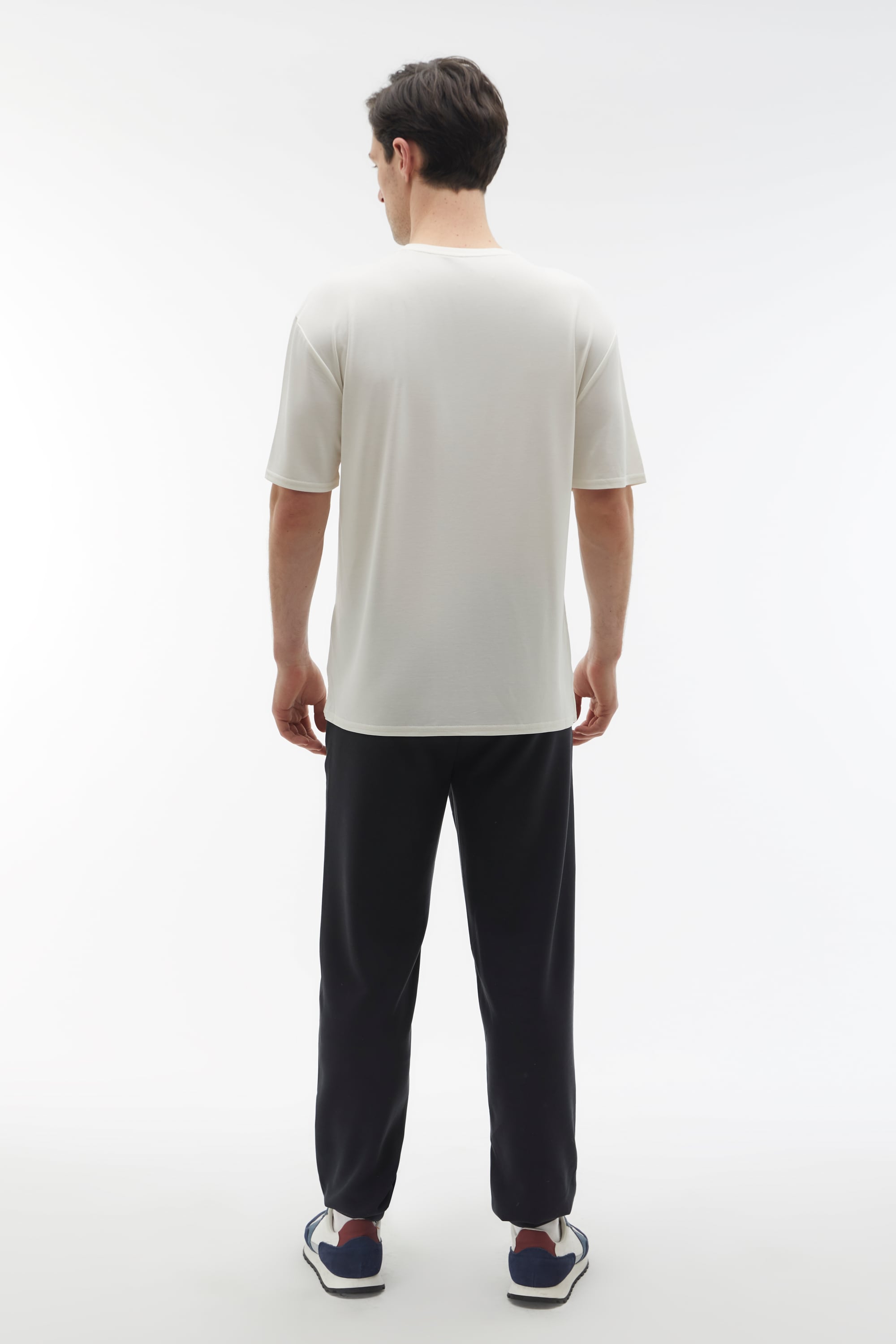 BİSİKLET YAKA MODAL T-SHIRT