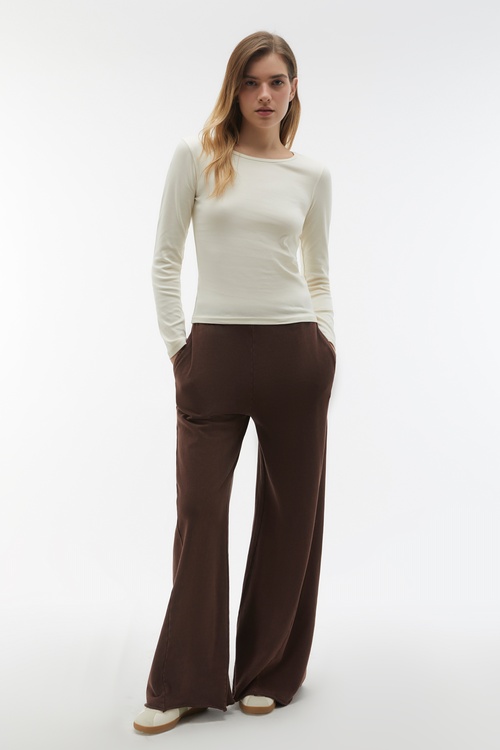  PAMUKLU UZUN KOLLU T-SHIRT