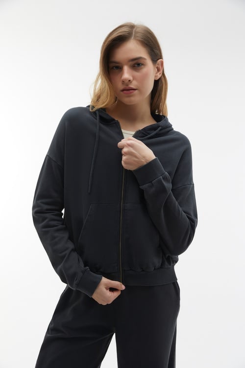 FERMUARLI KAPÜŞONLU SWEATSHIRT