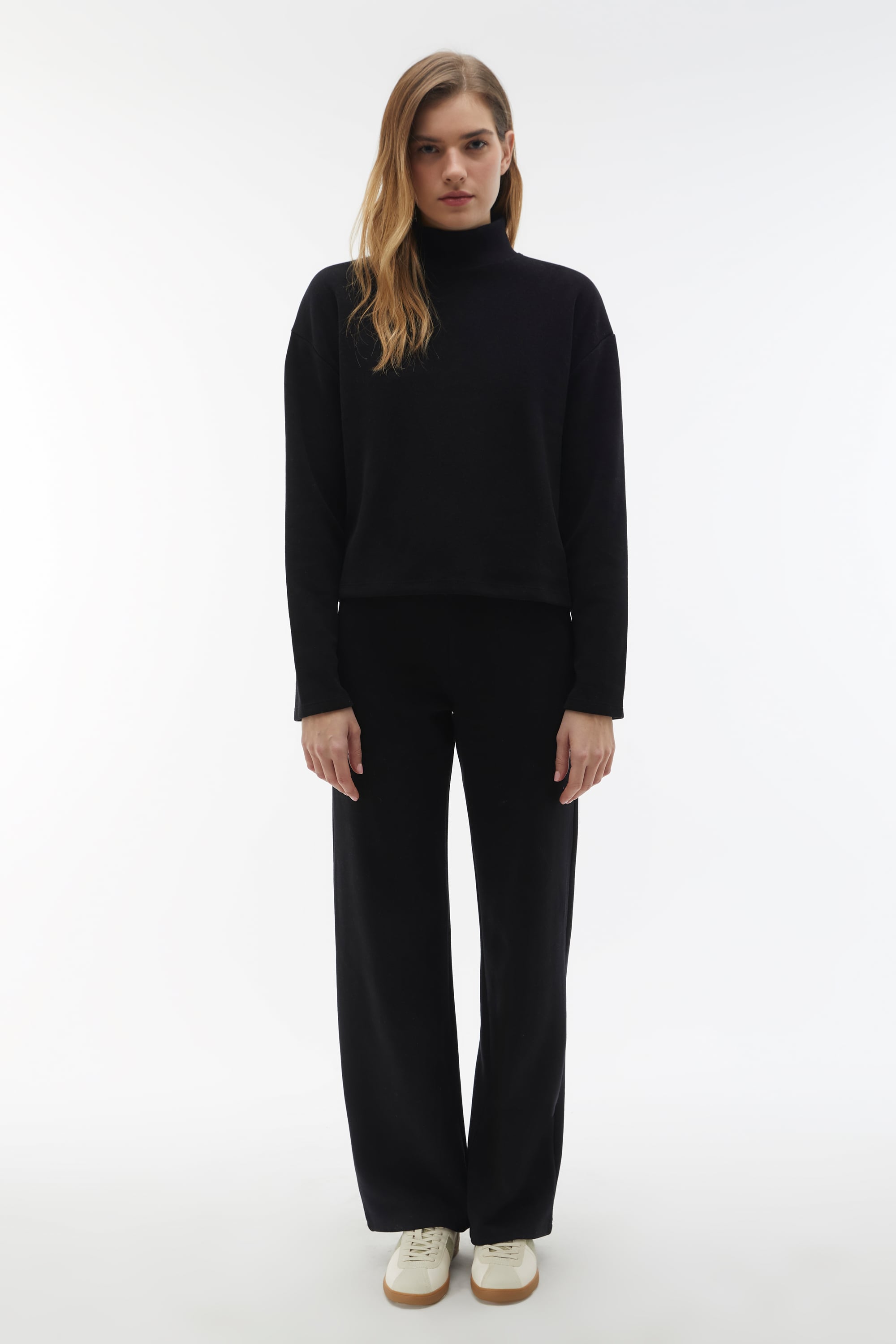 DİK YAKA LOOSE FIT SWEATSHIRT