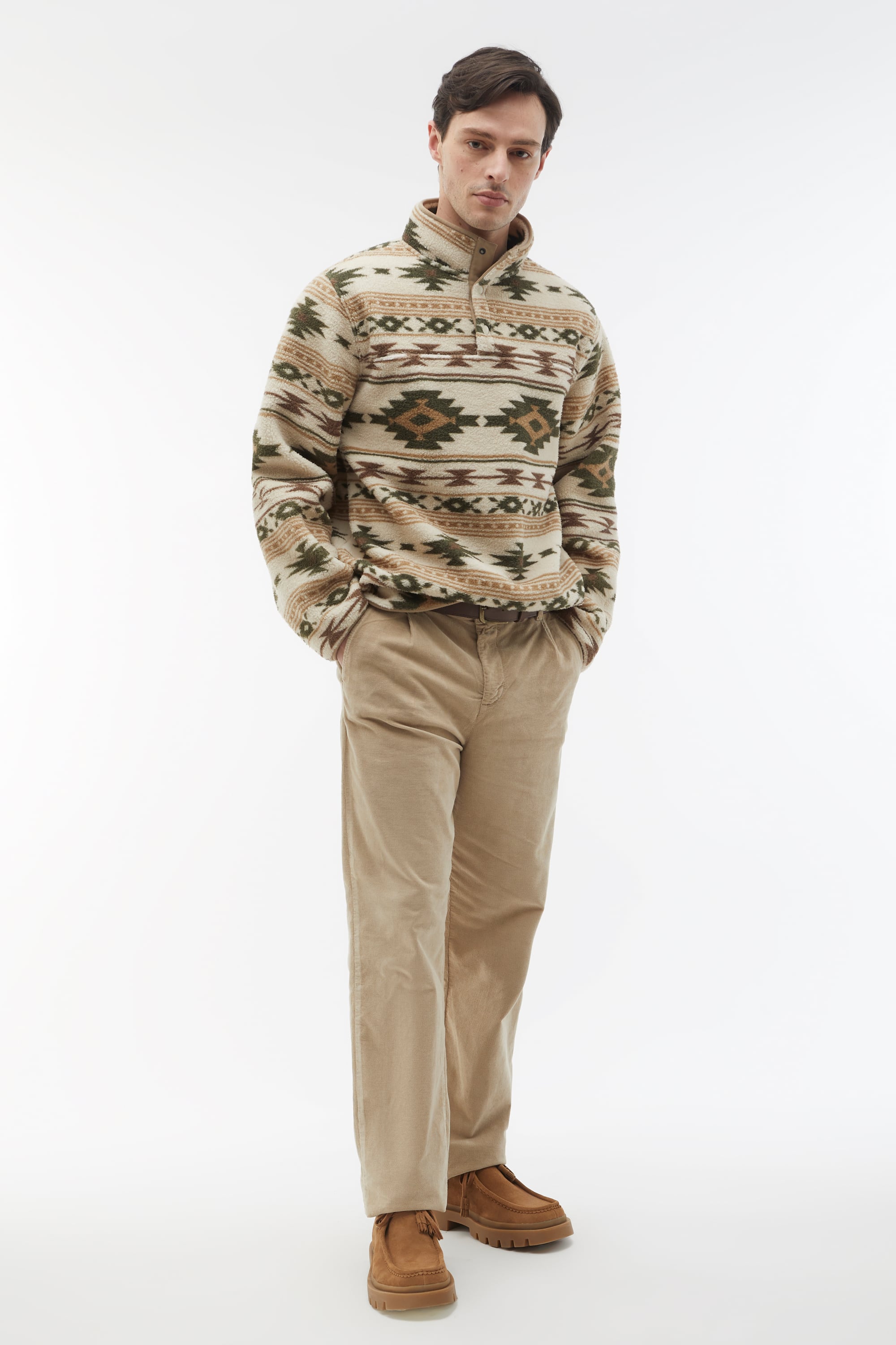 ETNİK DESENLİ DİK YAKA POLAR SWEATSHIRT