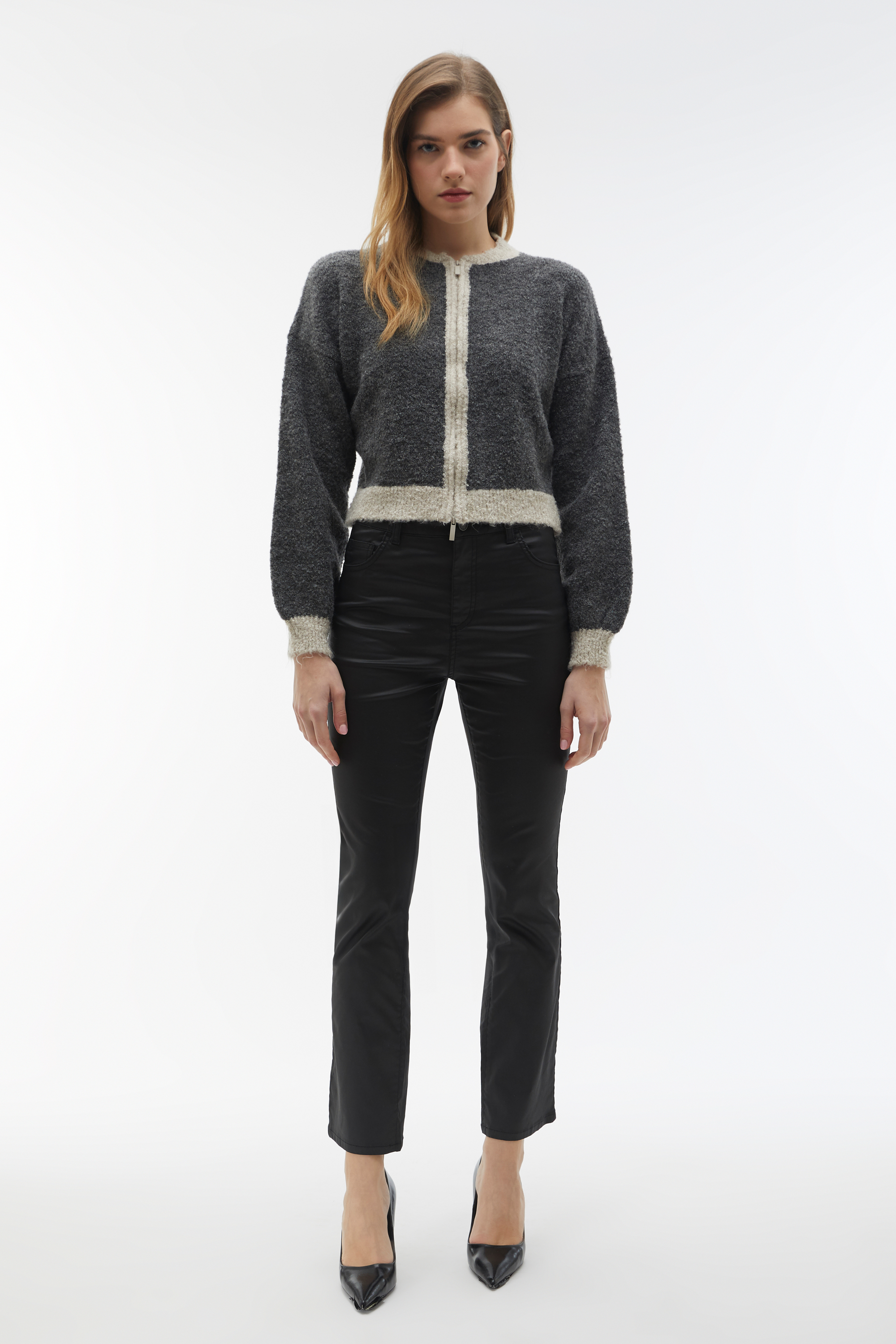 FERMUARLI TRİKO HIRKA