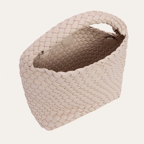  DERİ GÖRÜNÜMLÜ ÖRGÜ EL ÇANTASI