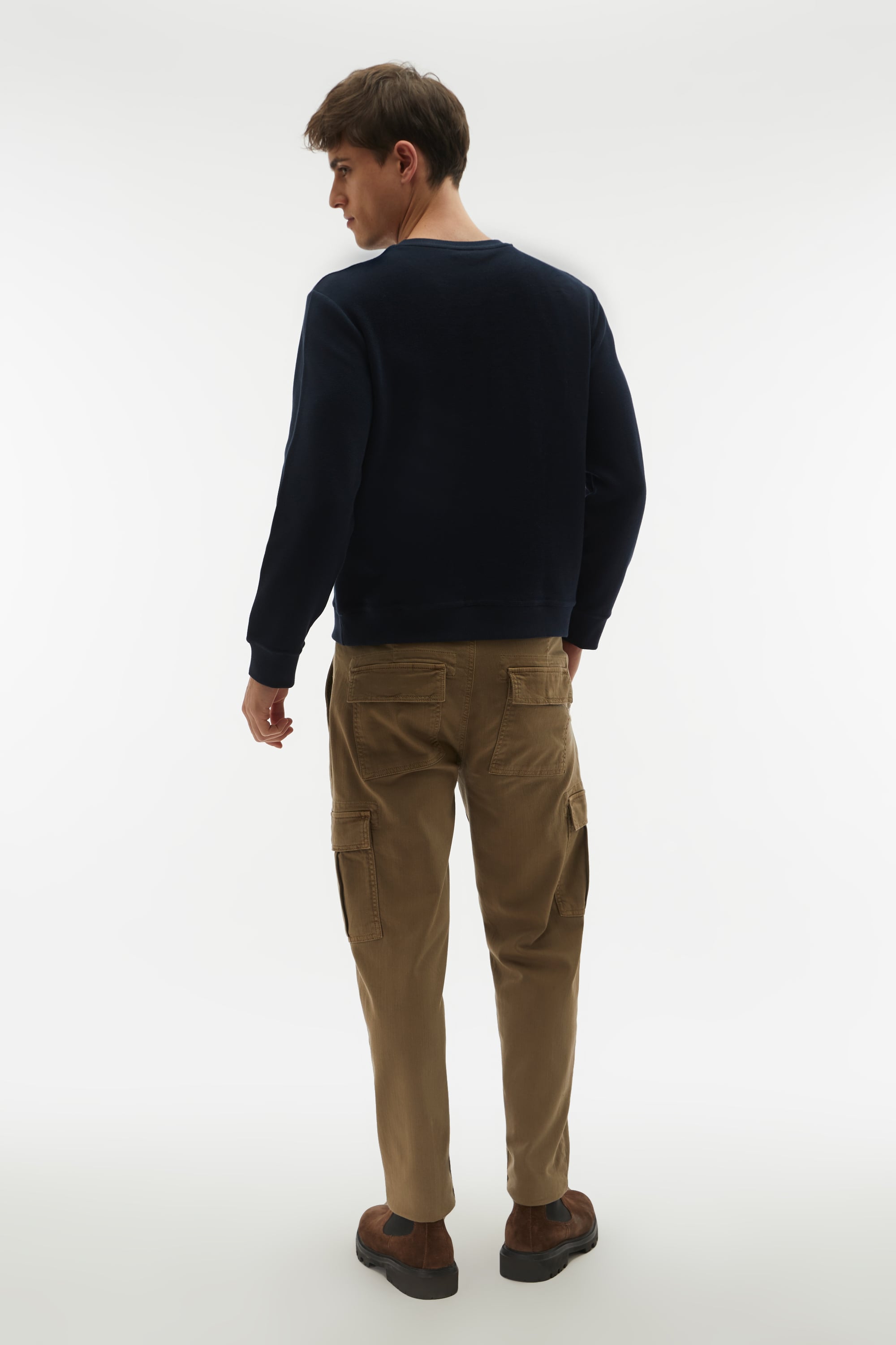 BİSİKLET YAKA SWEATSHIRT