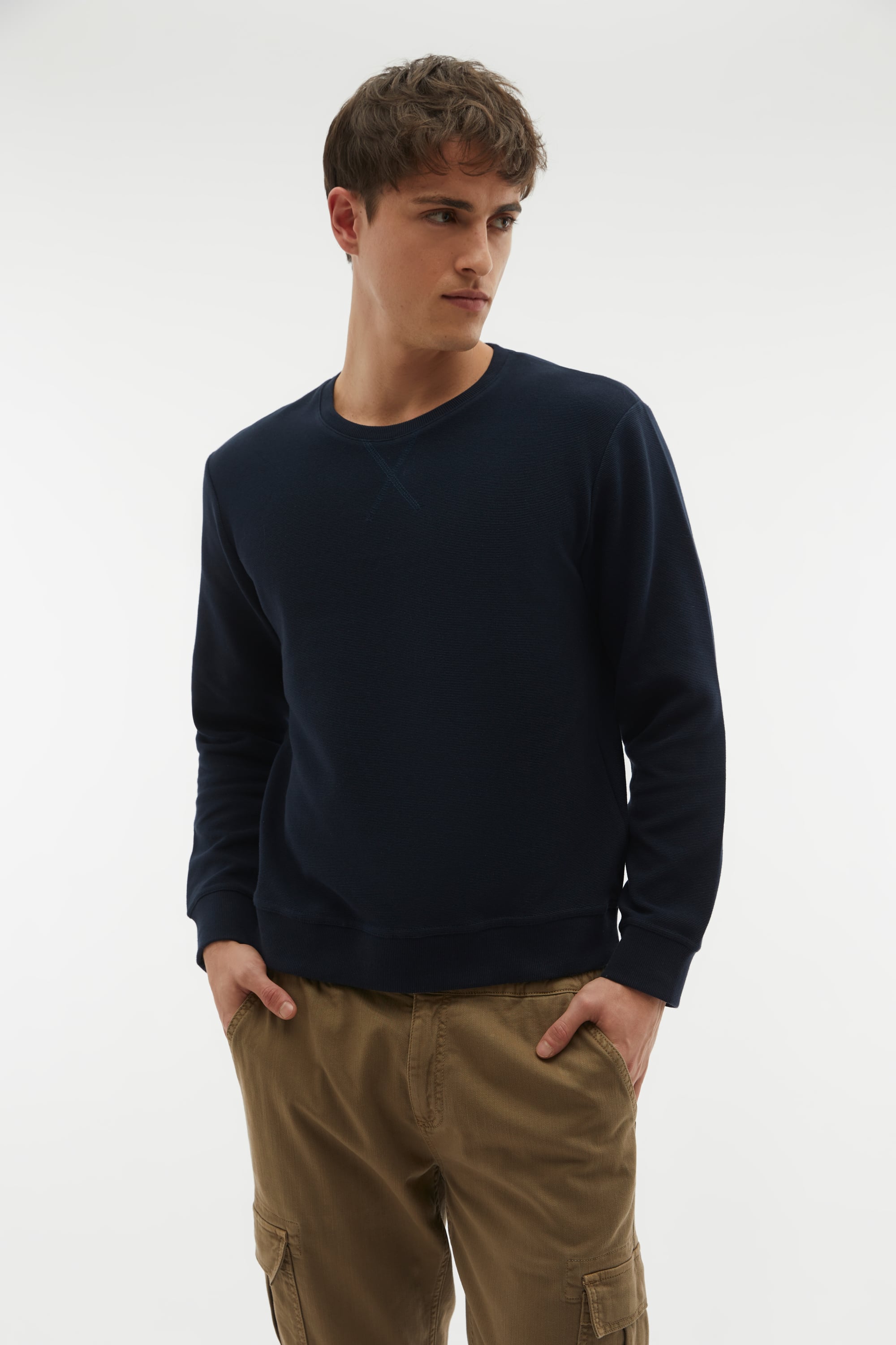 BİSİKLET YAKA SWEATSHIRT