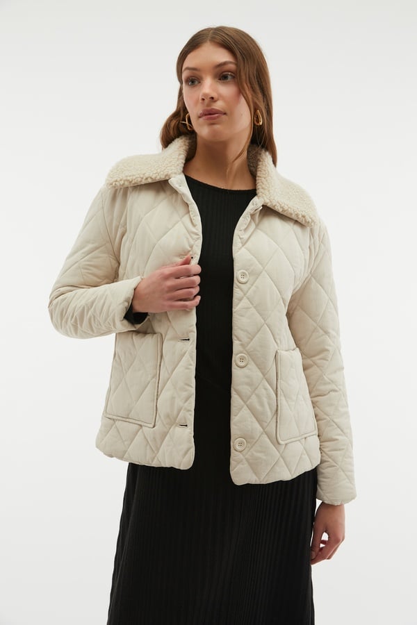 KAPİTONELİ KÜRK YAKA MONT CEKET