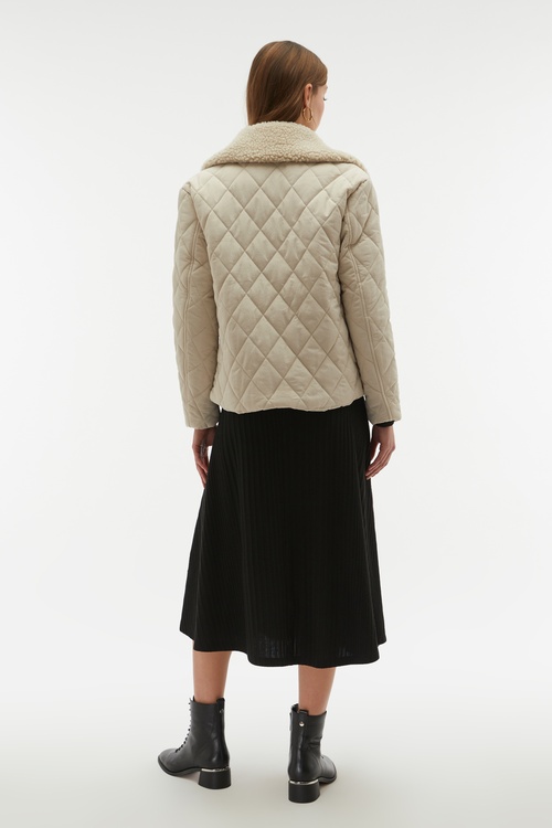 KAPİTONELİ KÜRK YAKA MONT CEKET