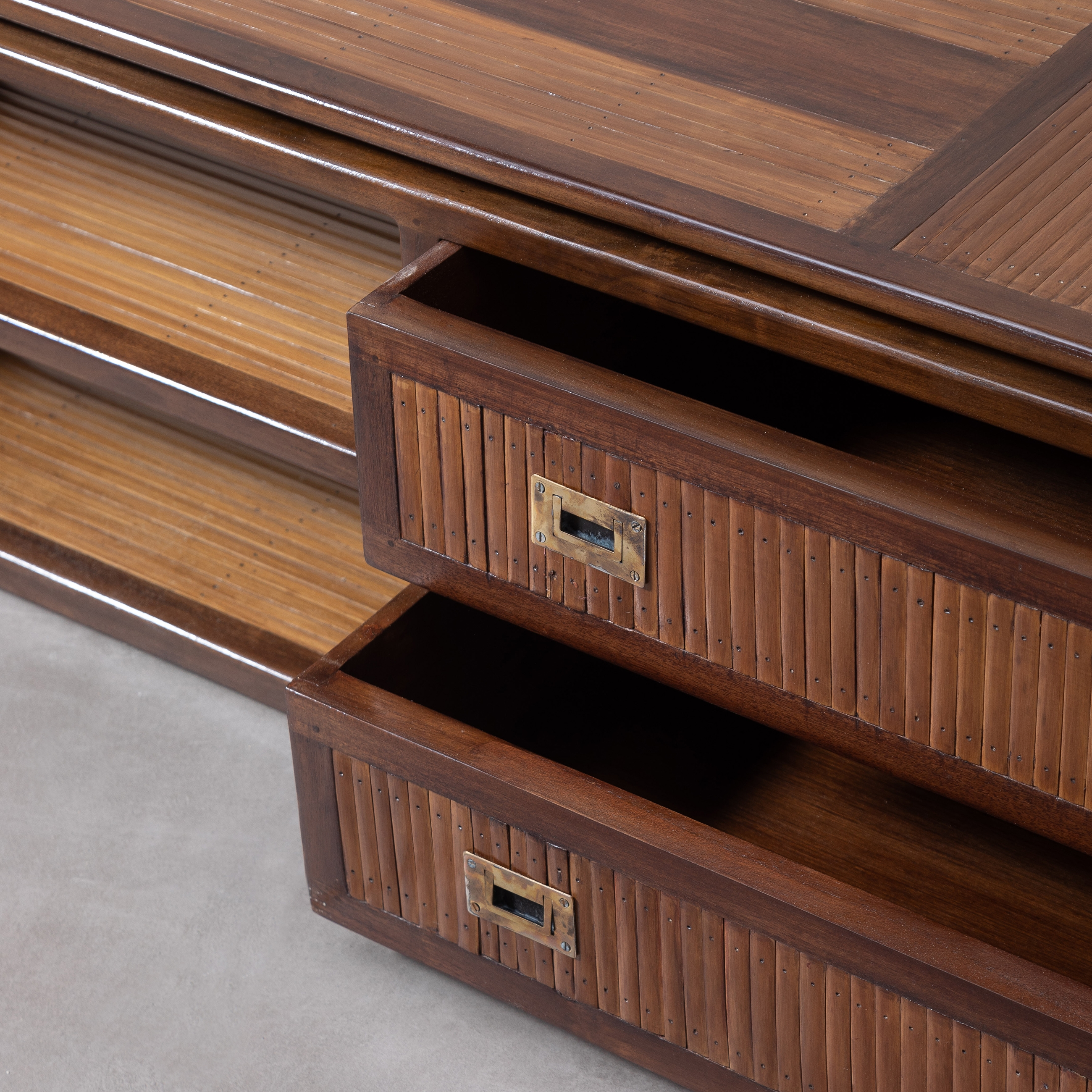 CANGGU TV ÜNİTESİ